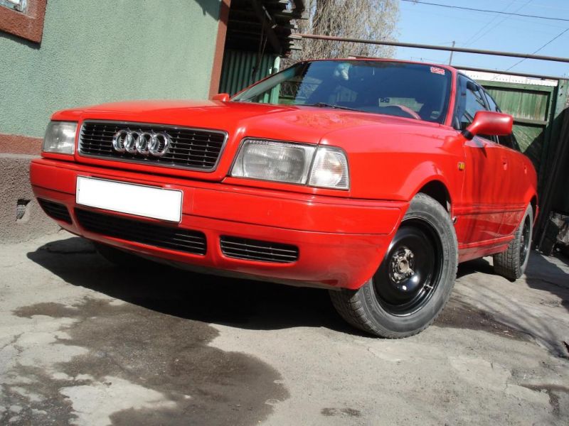 Audi 80 B4.