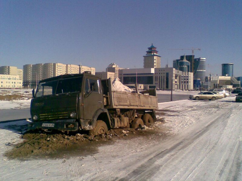 Дороги в Астане опасные