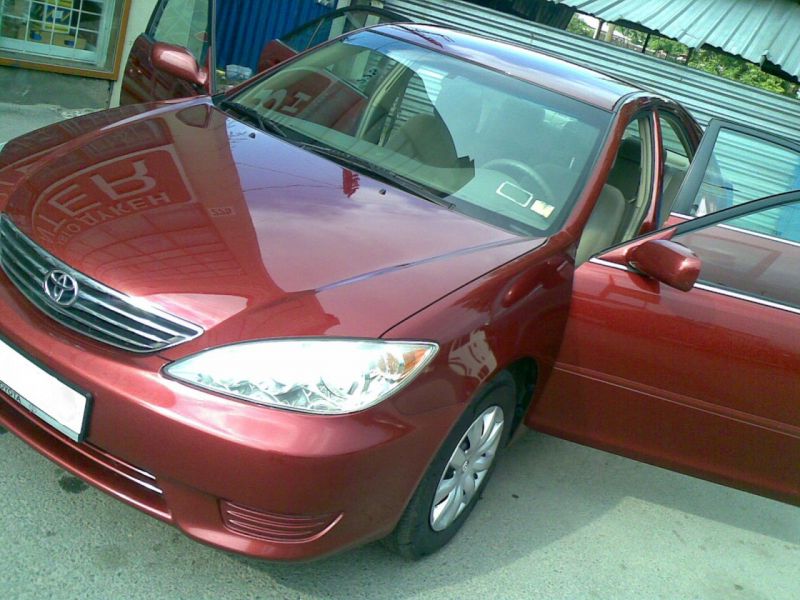 Camry LE 05