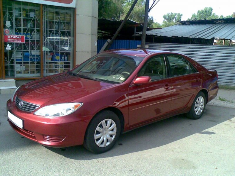 Camry LE 16