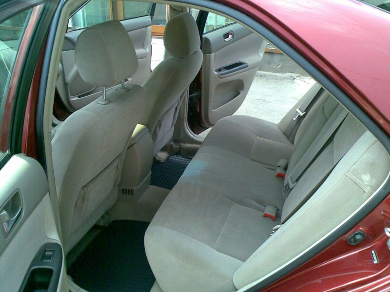 Camry LE 04