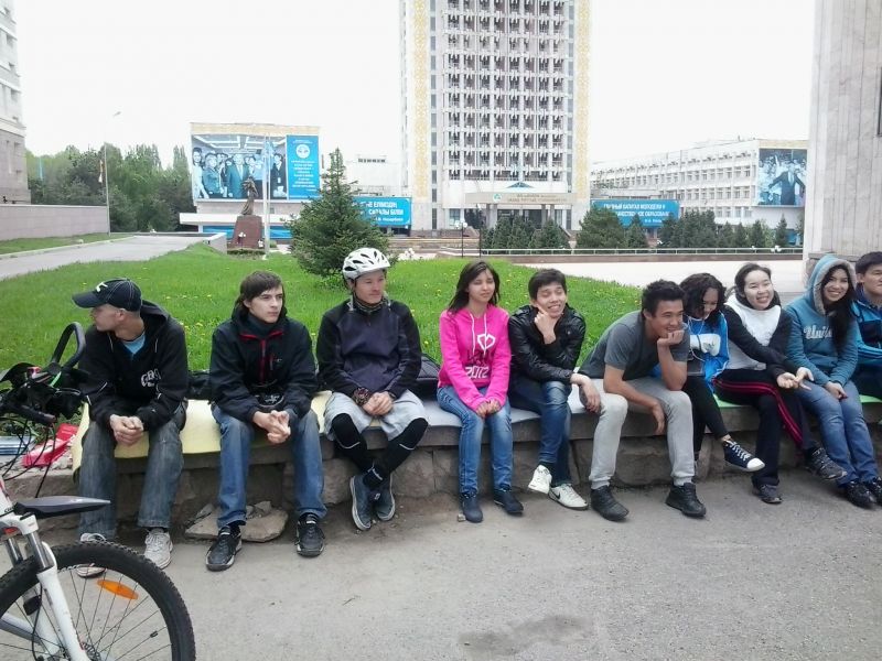 Занятие велошколы со студентами КазНУ.