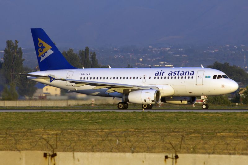 Air Astana, Airbus A319, P4-YAS