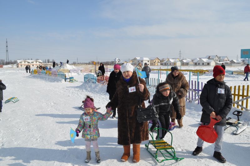 Зимние спортивные игры для детей в коттеджном городке "Жана Куат"
