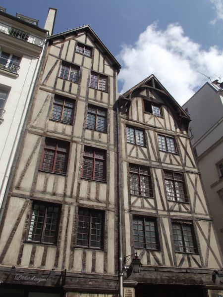 Дом XIV века
