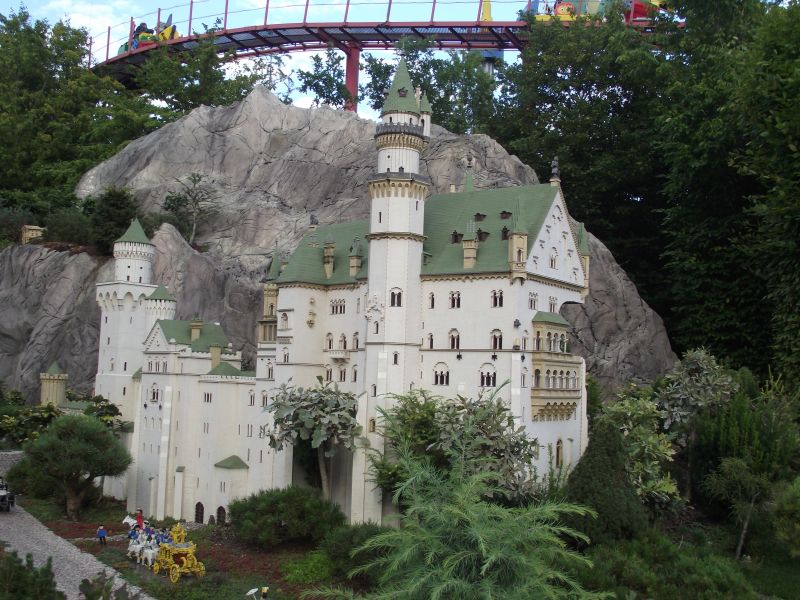 Neuschwanstein в Legoland
