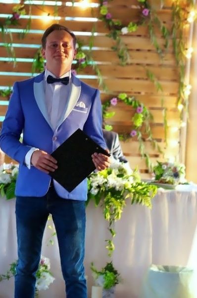Ведущий на свадьба  Алматы