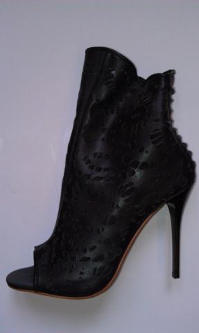 Giuseppe Zanotti размеры 37, 38, 39.jpg