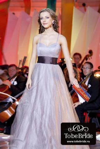 Актриса Лиза Арзамасова в вечернем платье ВВ177В.jpg