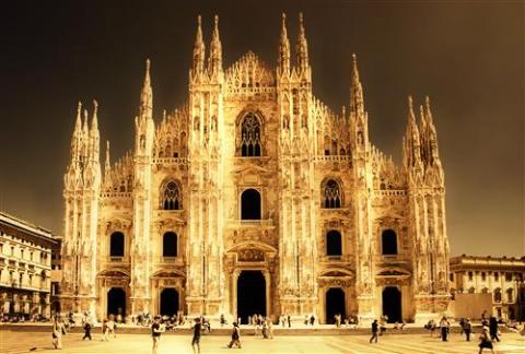Milano_-_Italy_msize.jpg