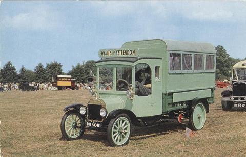 6-29-60-21 1913 Ford Model T Country Bus.jpg