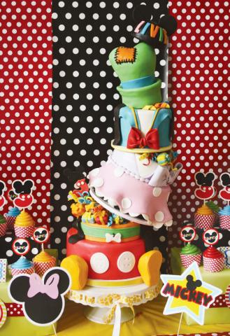 disney-carnival-princess-party-cake.jpg