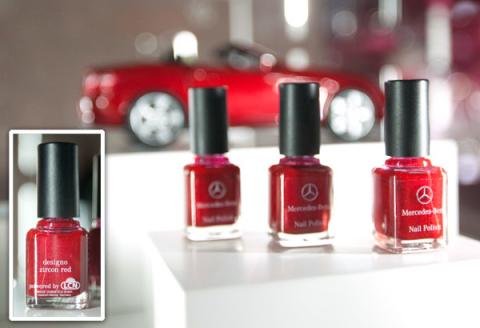 83293219_mercedes_benz_nail_polish_red_zircon_04.jpg