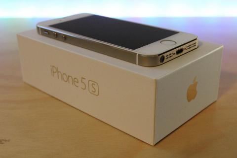 Gold  iphone 5S.jpg