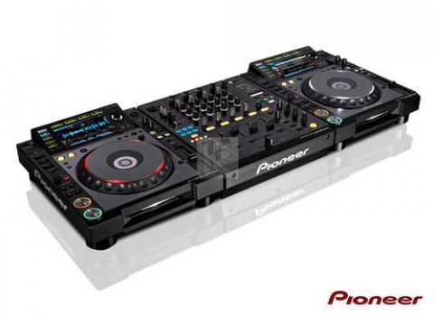 Pioneer 2000 Nexus Packk.jpg