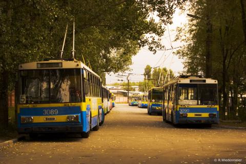 trolleybus.jpg