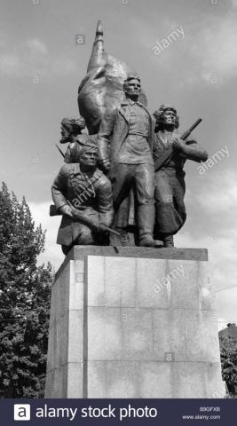 monument-to-revolutionaries-in-alma-ata-kazakhstan-B9GFXB.jpg