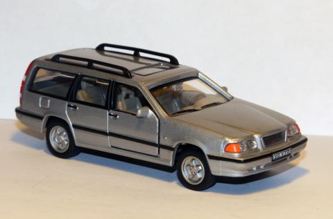 Volvo_850.jpg