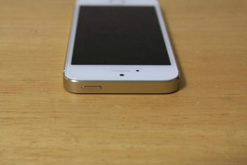 Apple iphone 5s 64gb gold 5.jpg