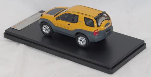 Isuzu Vehicross End.jpg