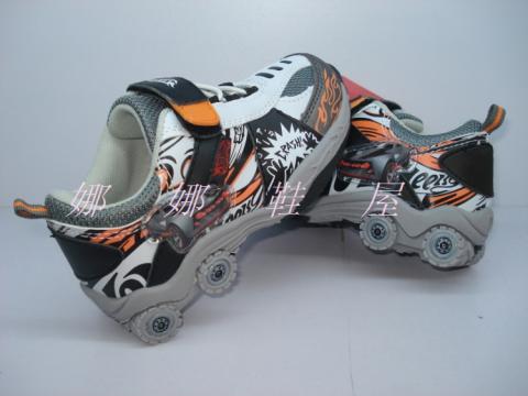 кроссовки Hot Wheels2.jpg