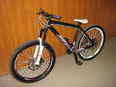 Scott Voltage YZ-30 2011 1.JPG