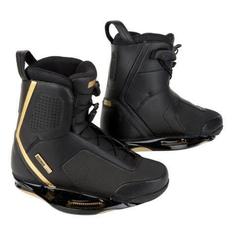 ronix-cell-wakeboard-boots-2010.jpg