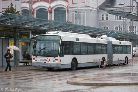 VanHool.jpg