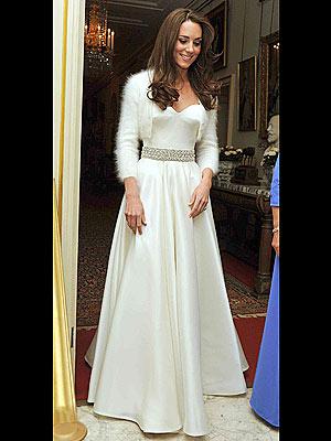 kate-dress-2-300_c90470fac1f72c7f2ec2c9dd2a15f068_121.jpg