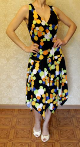 Dress_dot_46_500.JPG