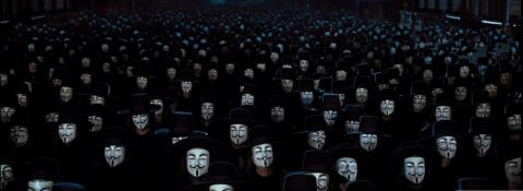 kinopoisk.ru-V-for-Vendetta-1391368.jpg