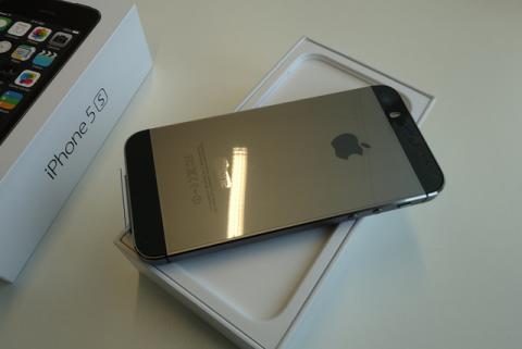 Applee iphonee 5S.jpg