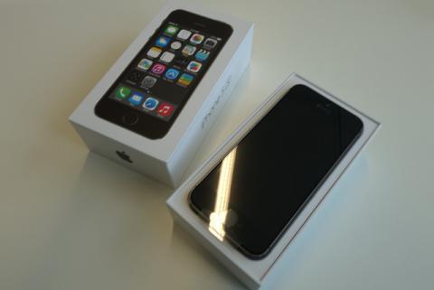 Applee iphone 5S.jpg