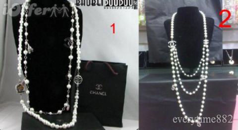chanel necklace2.jpg