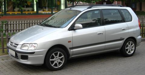 Mitsubishi_Space_Star_silver.jpg