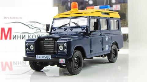 land_rover_109lwb_politsiya_gonkonga.jpg