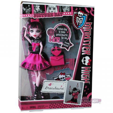 Draculaura-Picture-Day-Monster-High.800x600w.jpg