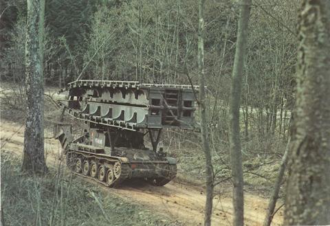 52 AMX 13.jpg