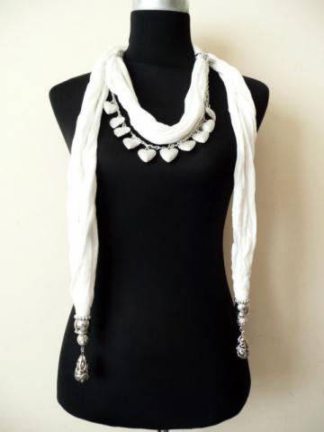 scarf white1.JPG