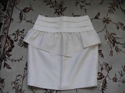 skirt white1.jpg