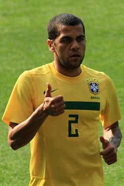 250px-Dani_Alves-_Scotland_vs_Brazil_Mar10.jpg