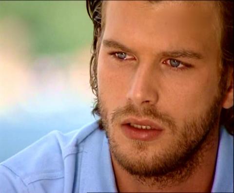 Behlul-kivanc-tatlitug-25234529-701-576.jpg