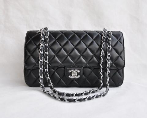 Chanel-2.55-Series-1113-Black-Lambskin-coco-bags-silver-chain.jpg