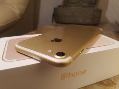 new-apple-iphone-7-plus-gold-free-sim-500x500.jpg