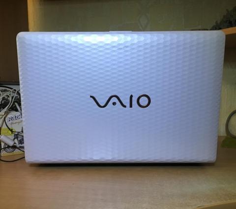 noutbuk-sony-vaio-vpceh2m1r-w-intel-i5-2430m-2400mgts-1-7344506 (2).jpg