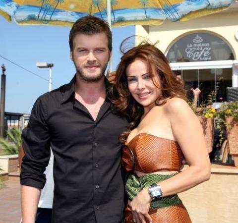 Kivanc-Tatlitug-kivanc-tatlitug-23154766-500-468.jpg