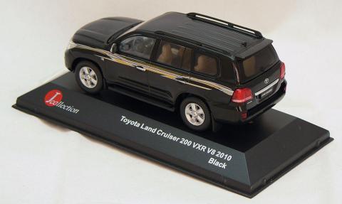 Toyota Land Cruiser 200 End.jpg