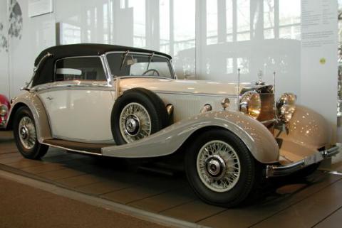 Mercedes_Benz_500K__1934_.jpg