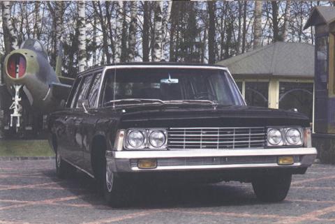 ZIL 114.jpg