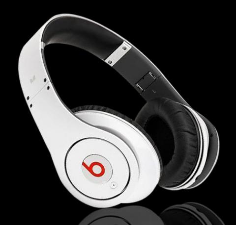 cheap-monster-white-beats-by-dre-studio-headphones-for-sale.jpg